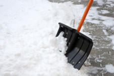 112 человек и 88 единиц техники вышли на уборку снега в Калуге