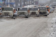 С улиц Калуги эвакуируют машины, которые мешают снегоуборке
