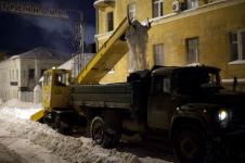 За ночь с калужских улиц вывезли свыше полутора тысяч кубометров снега